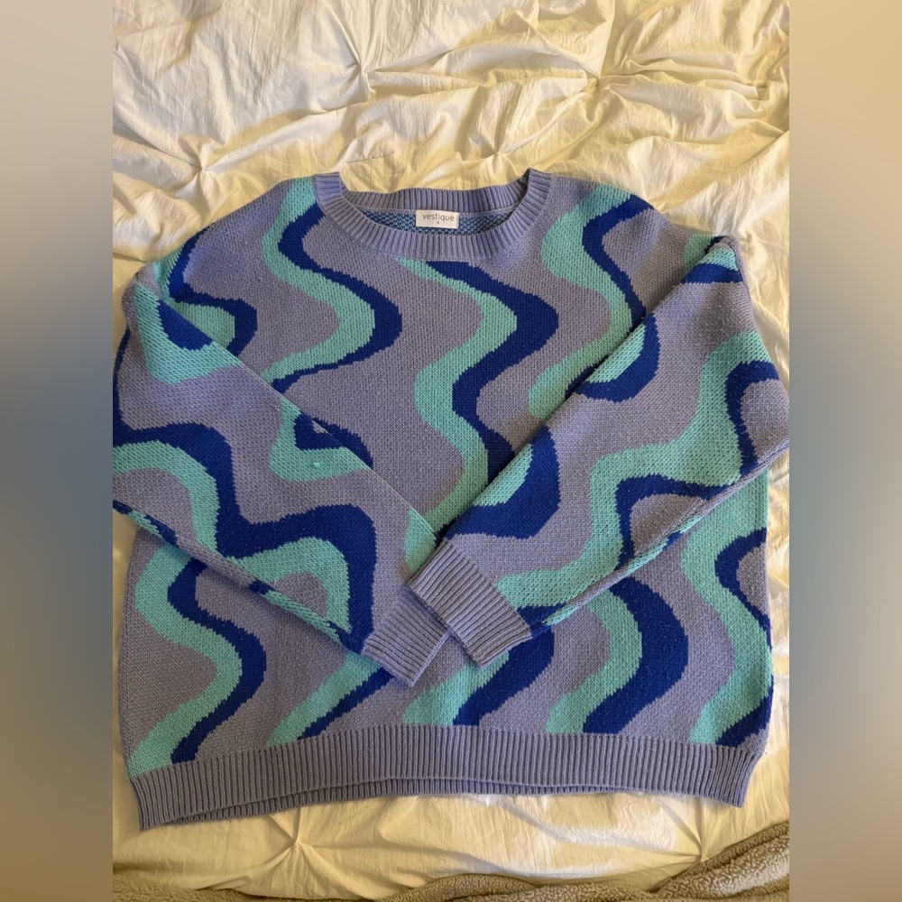 Wave Pattern Sweater - Blue and Green